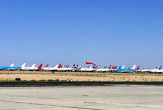 航空機の墓場と呼ばれるモハーヴェ空港